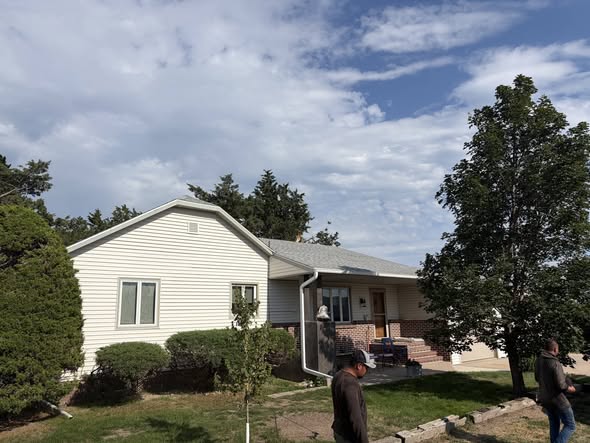 Farmstead home with new Olde English Pewter impact-resistant shingles, Kearney County NE